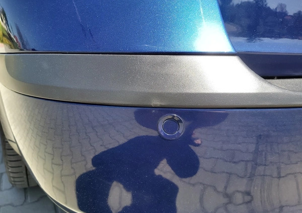 Skoda Octavia cena 17900 przebieg: 218000, rok produkcji 2007 z Kielce małe 562